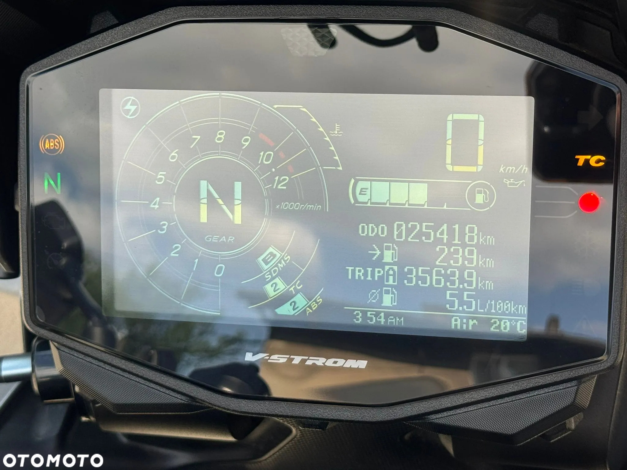 Suzuki V-STROM - 5
