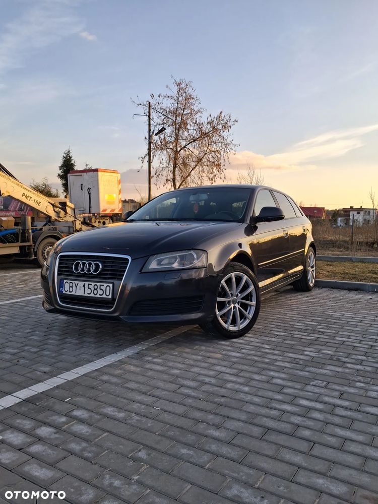 Audi A3 Sportback 2.0 TDI DPF Ambiente - 3