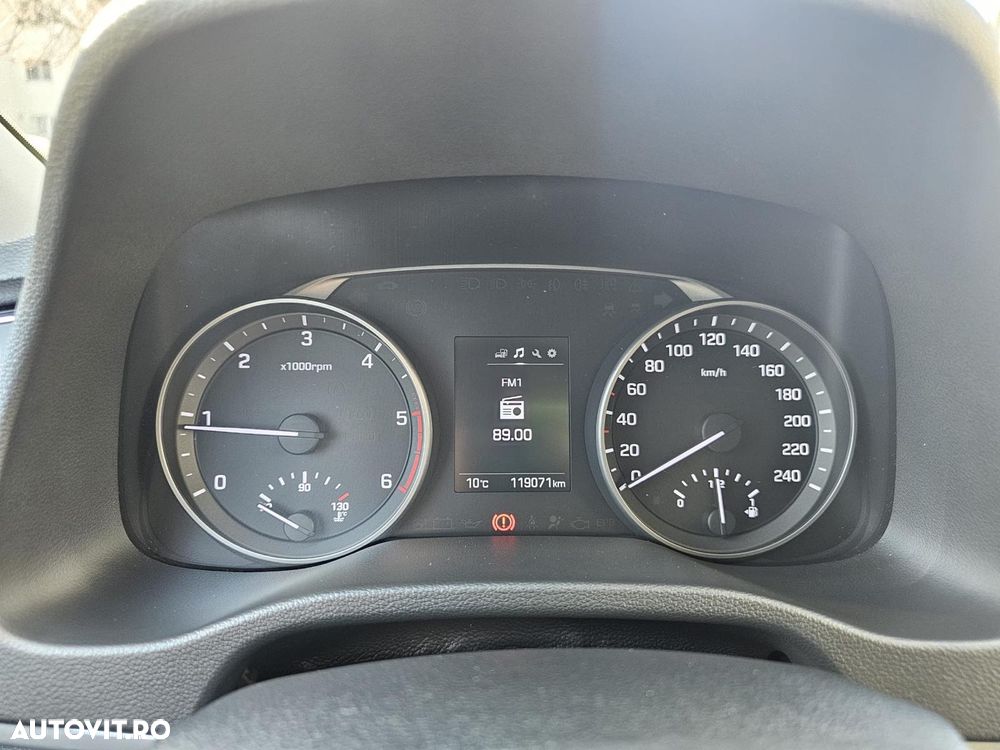 Hyundai Elantra 1.6 CRDI Highway - 8