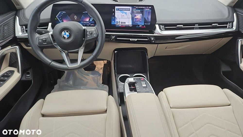 BMW X1 sDrive18i xLine - 13