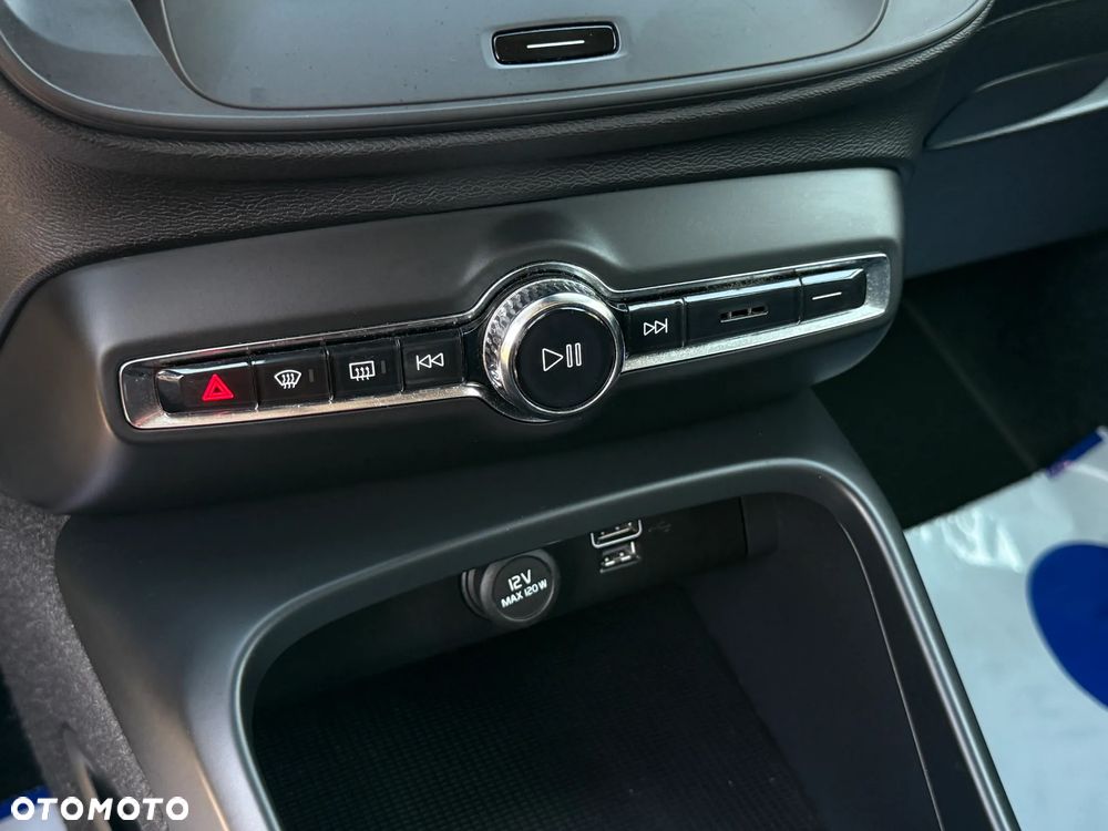 Volvo XC 40 T3 - 24