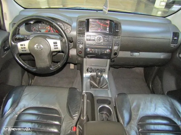 Nissan Navara 2.5 dCi CD XE P.Comfort 4WD - 18