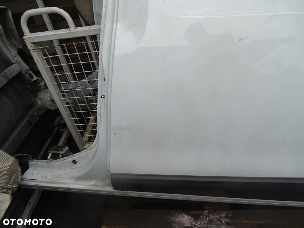 DACIA DOKKER BLOTNIK LEWY TYLNY PRAWY TYLNY PAS TYLNY CZESCI ROZNE