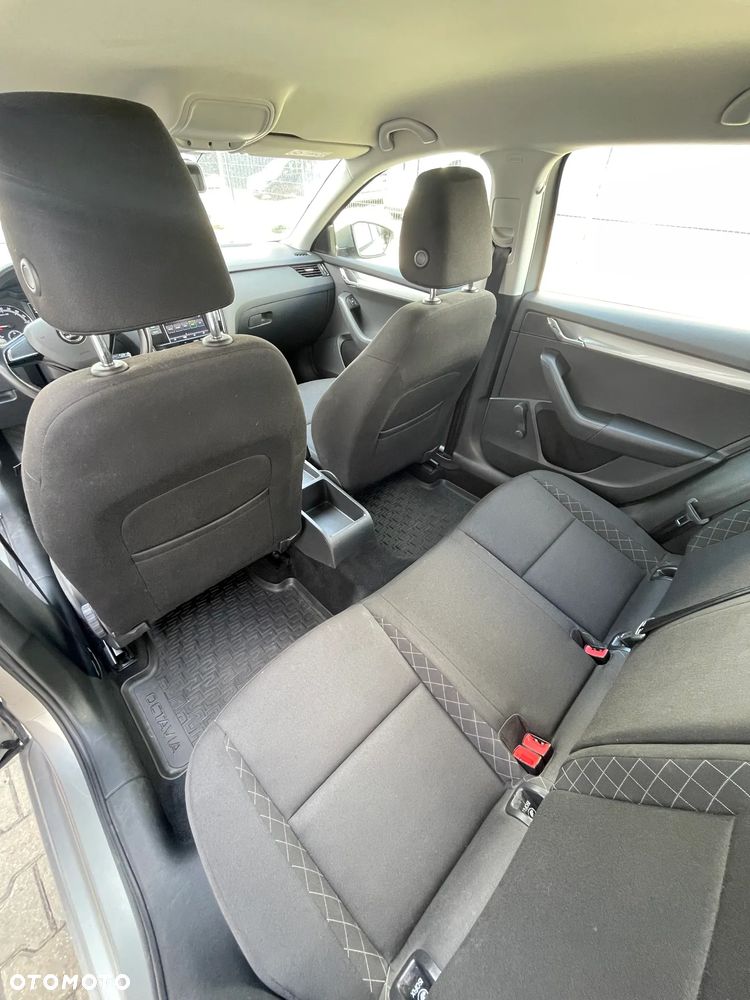 Skoda Octavia 1.6 TDI Active - 10