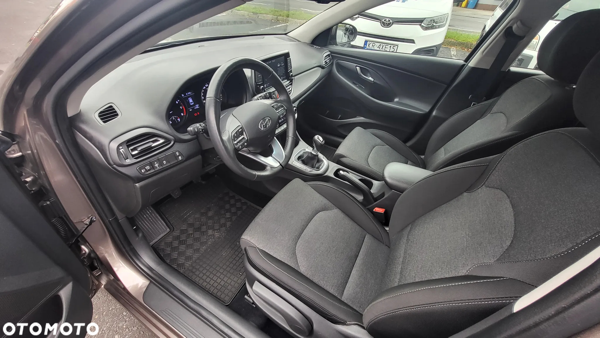 Hyundai i30 Kombi 1.5 T-GDI 48V-Hybrid EDITION 30+ - 9