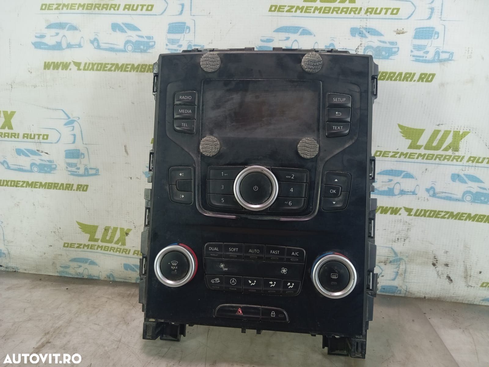 Unitate control radio CD comanda clima 681834648r Renault Megane 4 [2 - 1