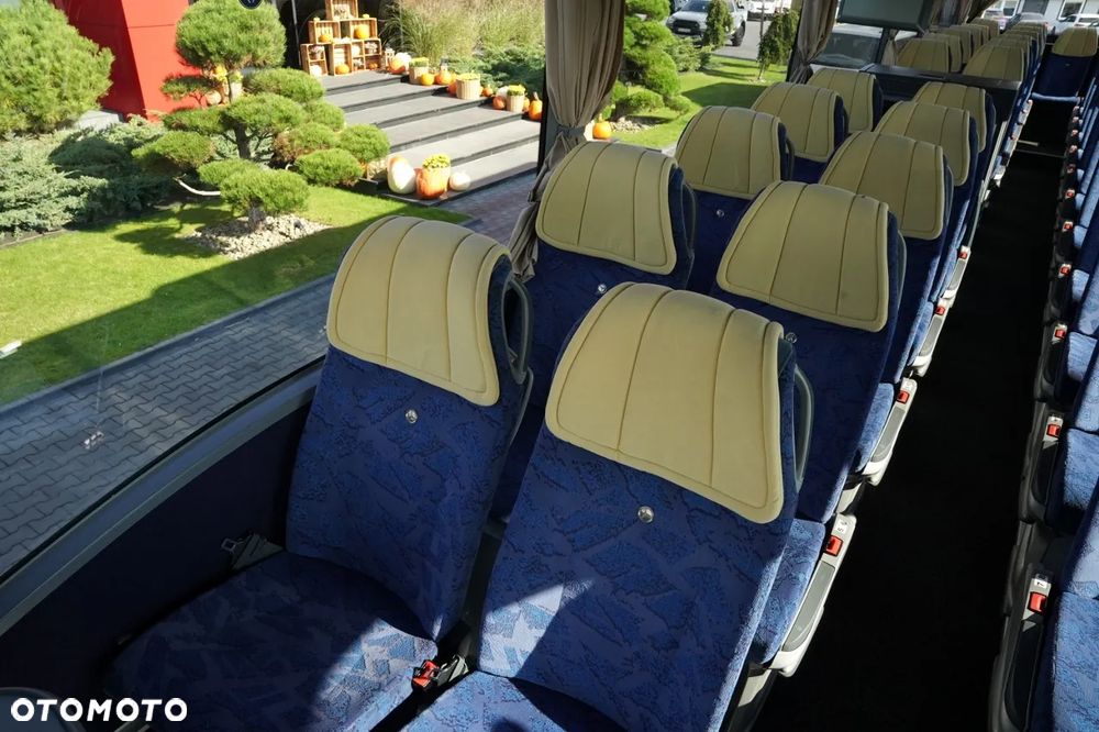 Mercedes-Benz / TOURISMO RHD / EURO 6 / - 33