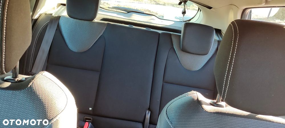 Renault Clio 1.5 dCi Energy Alize - 9