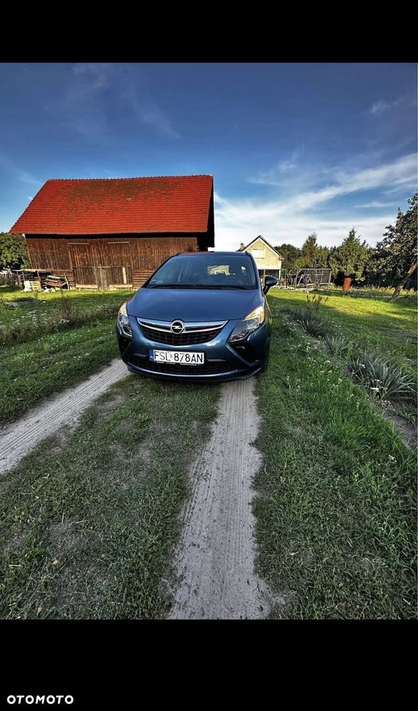 Opel Zafira - 1