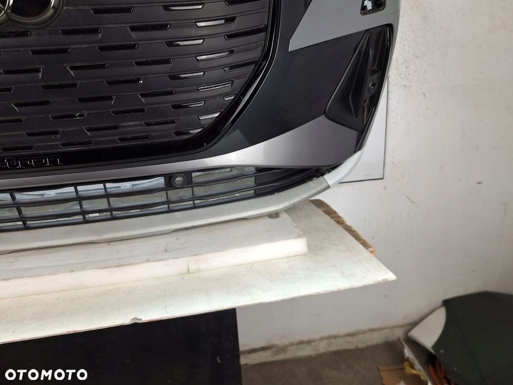 ZDERZAK AUDI Q4 89A E-TRON 2021-2024 ORYGINAŁ OE GRILL DYFUZOR S-LINE - 3
