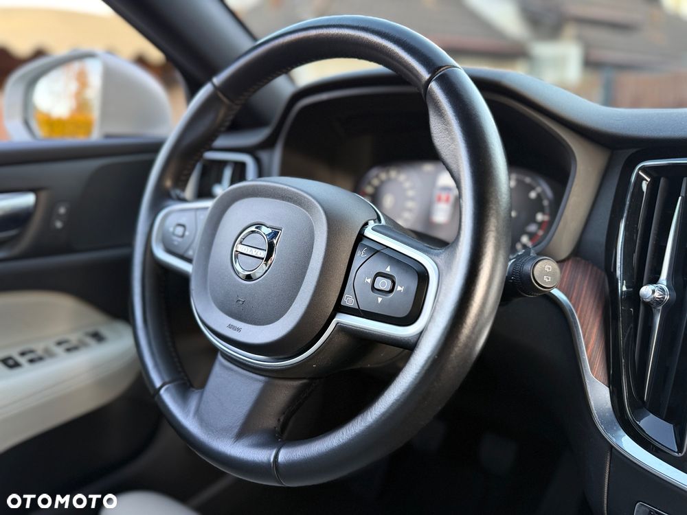 Volvo V60 D3 Inscription - 8
