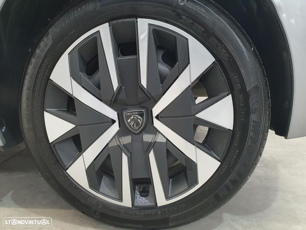Peugeot 208 1.2 PureTech Active - 19