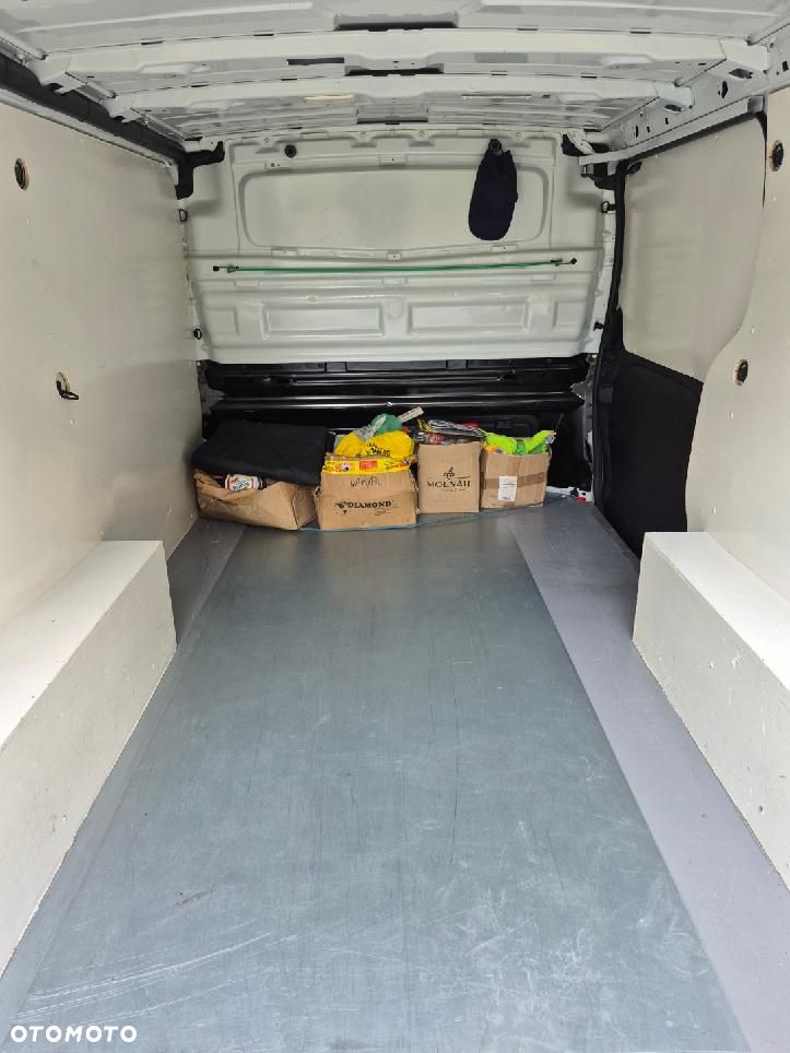 Renault Trafic - 14