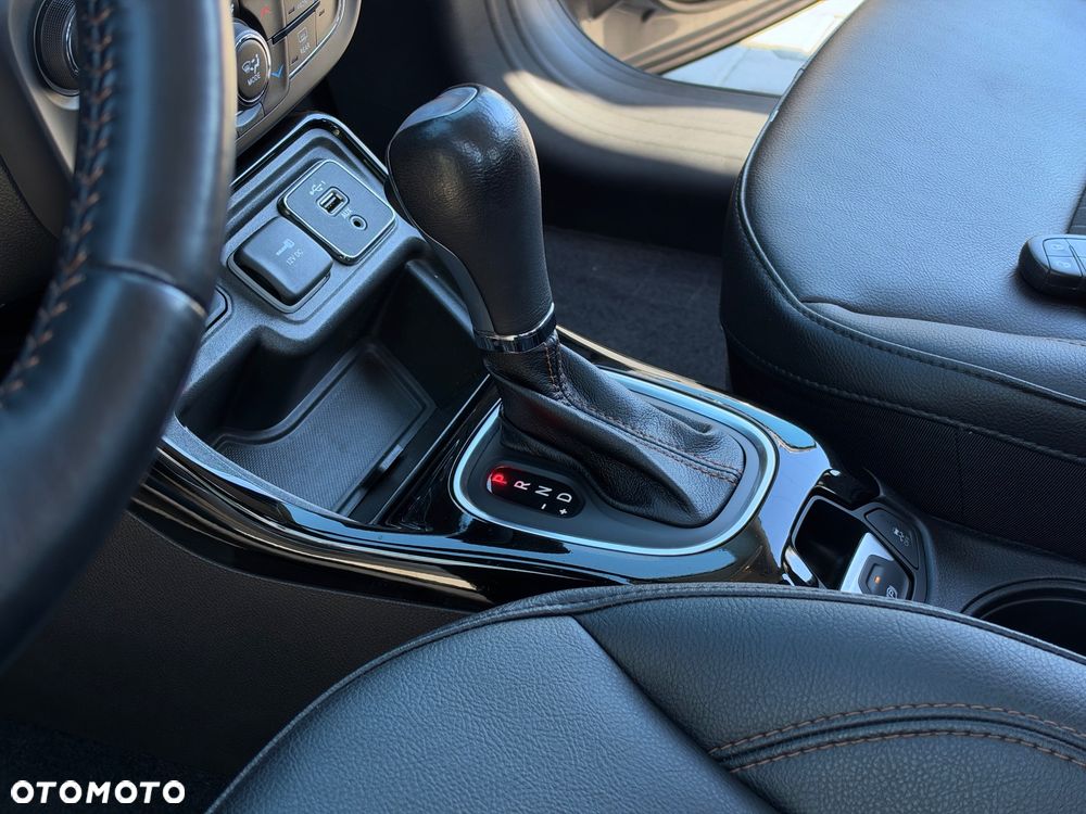 Jeep Compass - 23