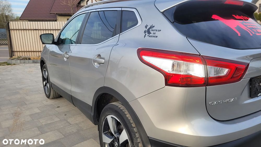 Nissan Qashqai 1.6 dCi Xtronic 360 - 11