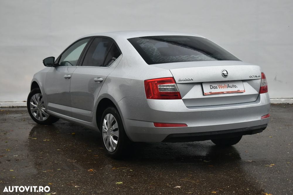 Skoda Octavia 1.6 TDI ELEGANCE - 3