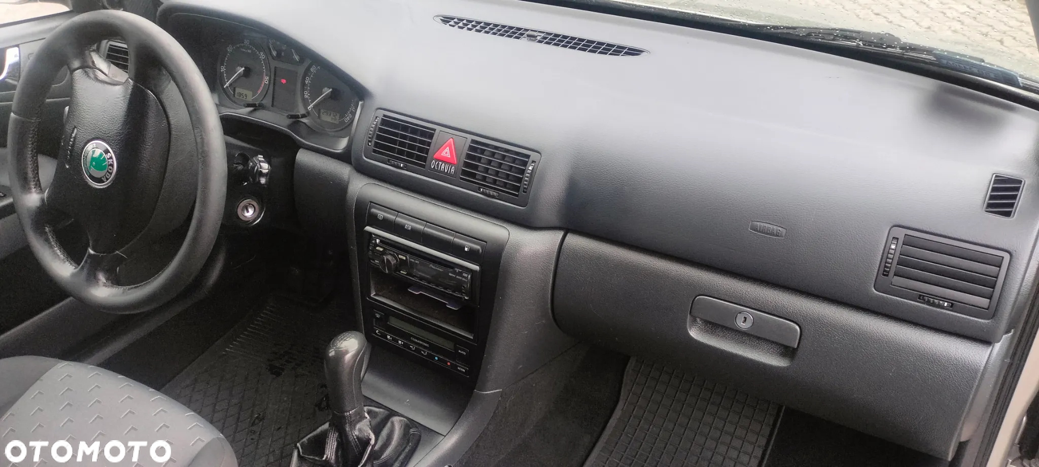 Skoda Octavia 1.9 TDI Tour - 14