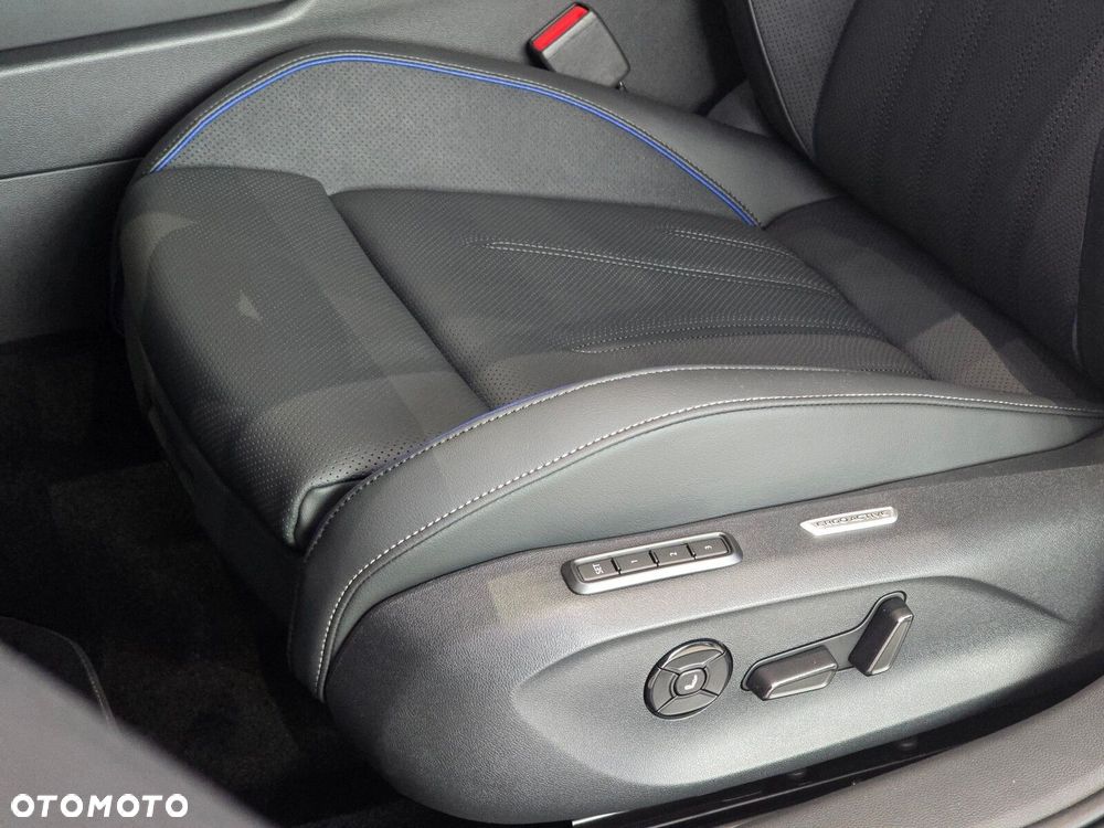 Volkswagen Passat Variant 2.0 TSI R-Line Plus DSG - 11