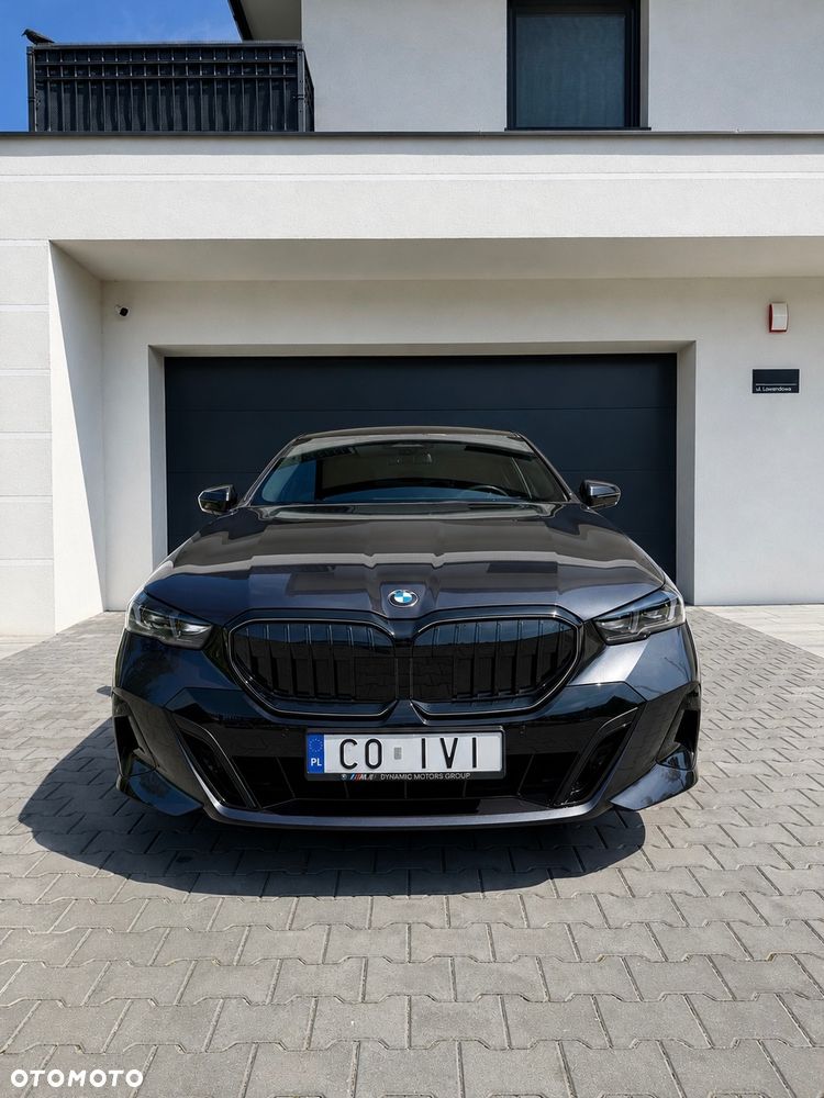 BMW Seria 5 540d xDrive mHEV M Sport - 5
