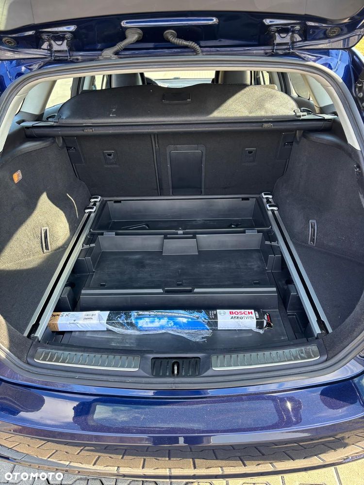 Toyota Avensis 2.0 D-4D Active - 15