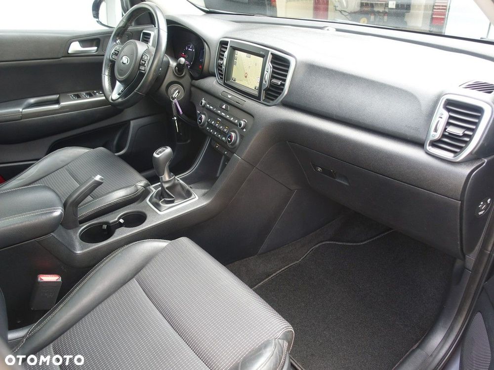 Kia Sportage - 13