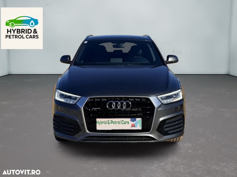 Audi Q3 2.0 TDI Quattro Stronic Design - 8