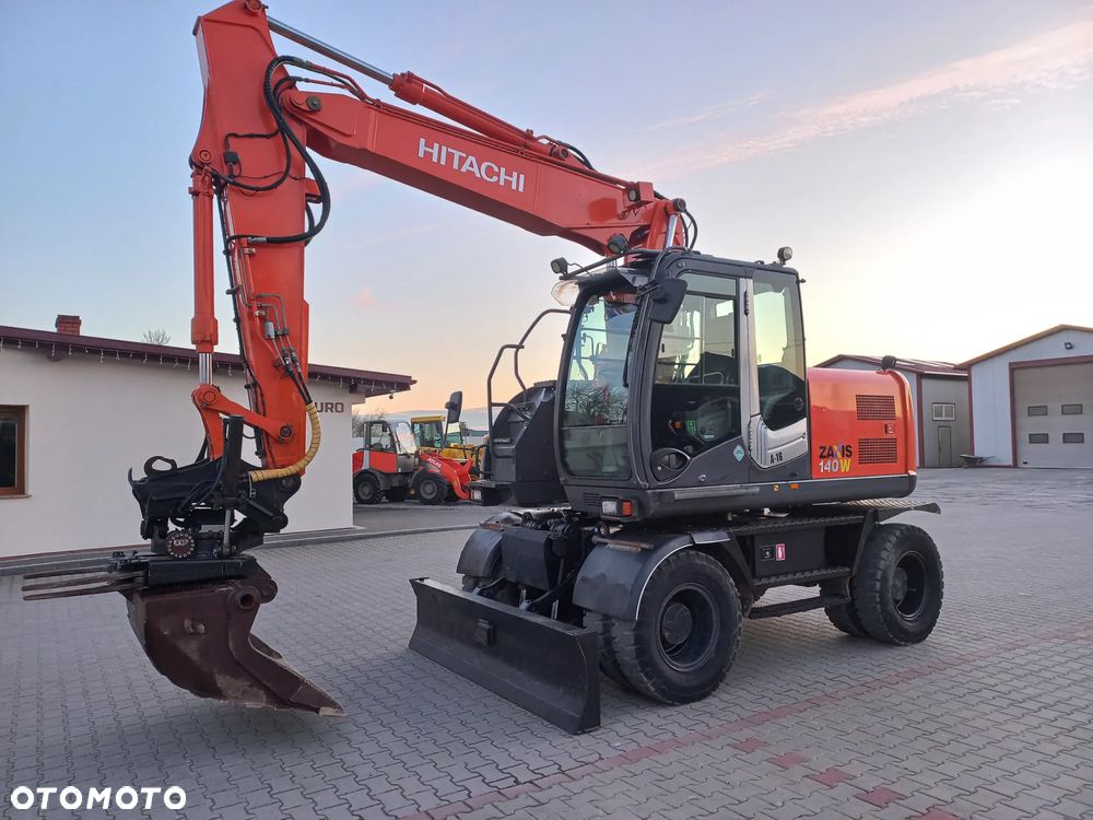 Hitachi ZX140 ROTOTILT - 9
