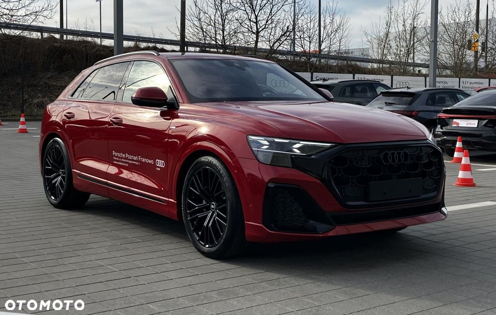 Audi Q8 - 9
