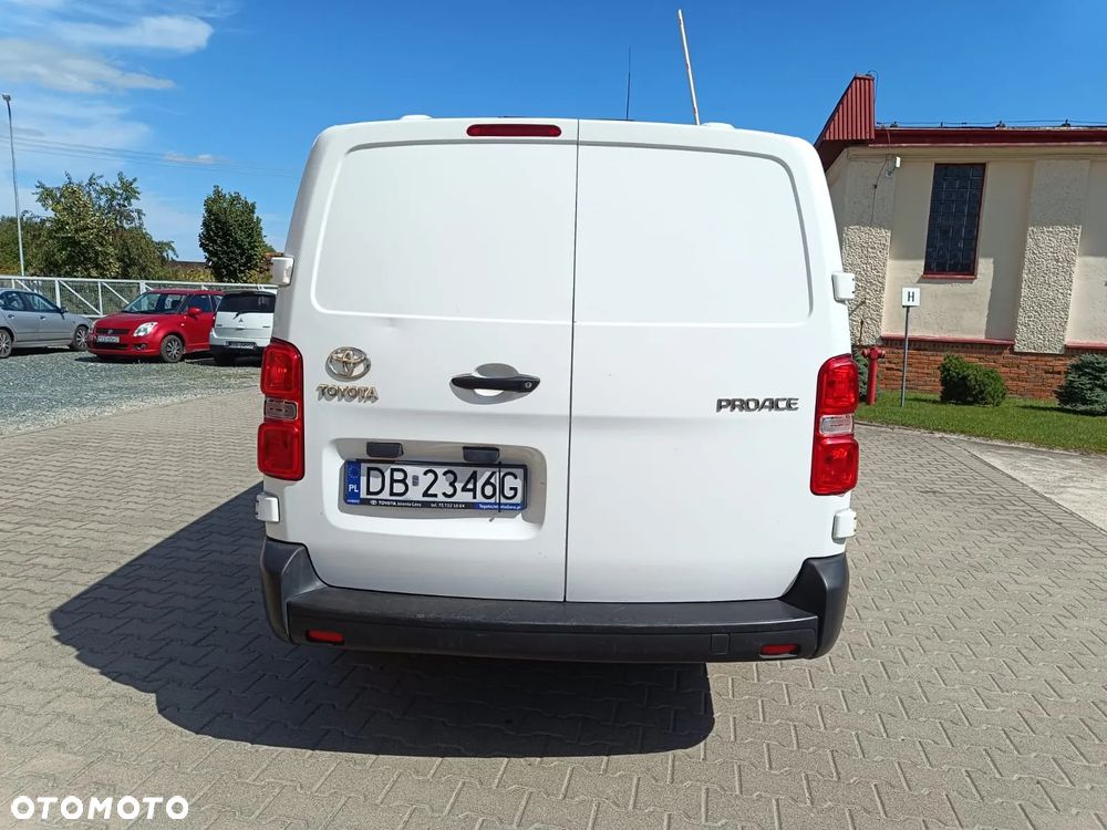 Toyota Proace - 8
