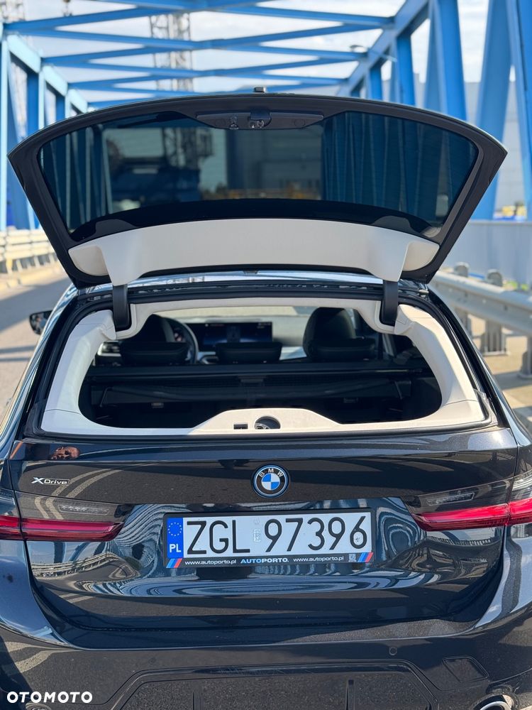 BMW Seria 3 320e Touring xDrive - 20