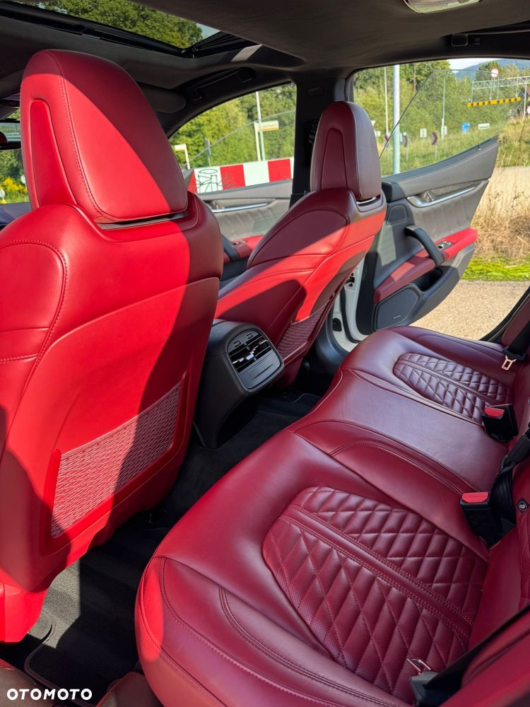 Maserati Ghibli S GranSport - 27