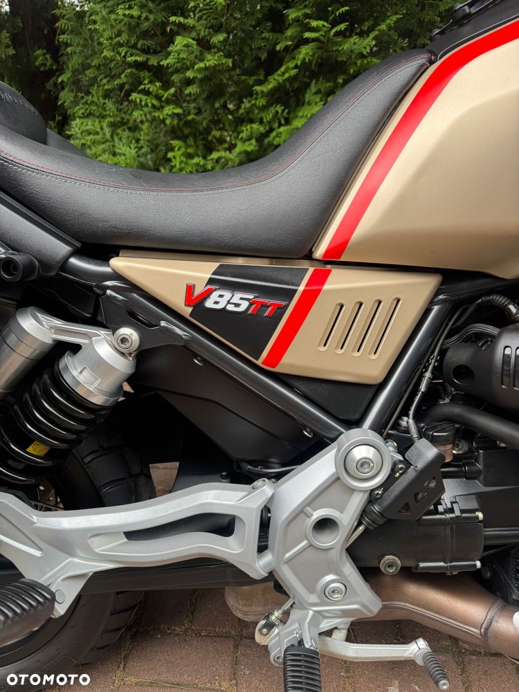 Moto Guzzi V85 - 5