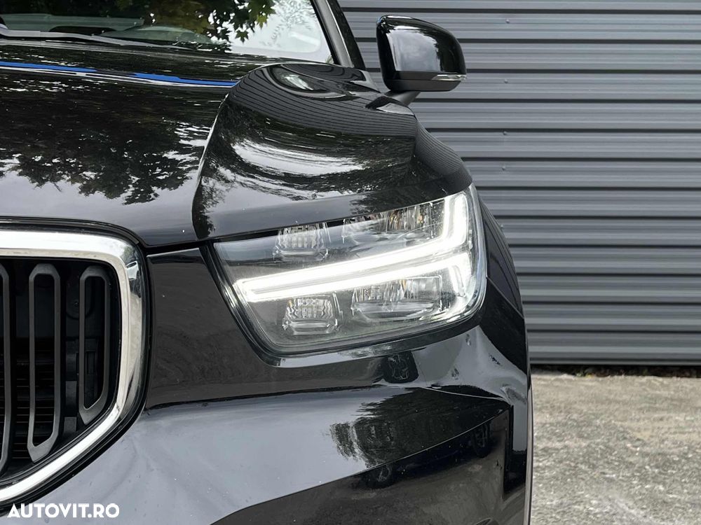 Volvo XC 40 D4 AWD Geartronic Inscription - 24