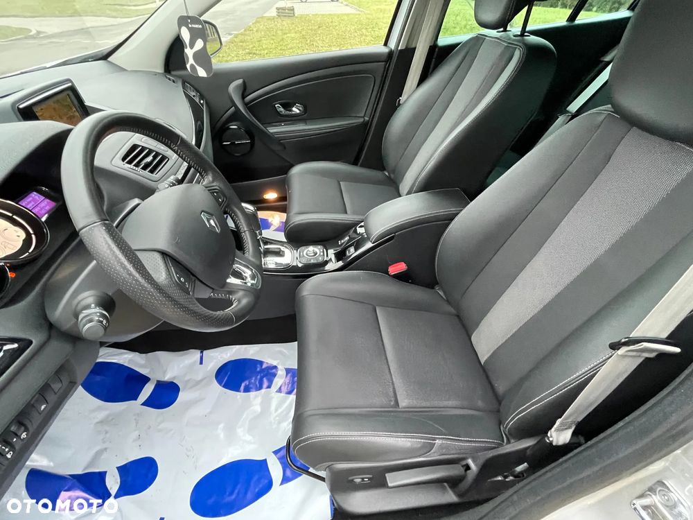 Renault Megane 2.0 140 CVT Bose Edition - 8