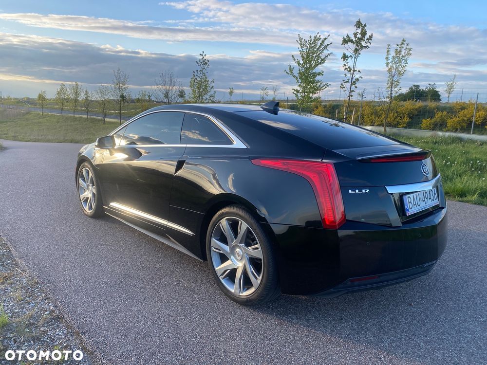 Cadillac ELR - 12