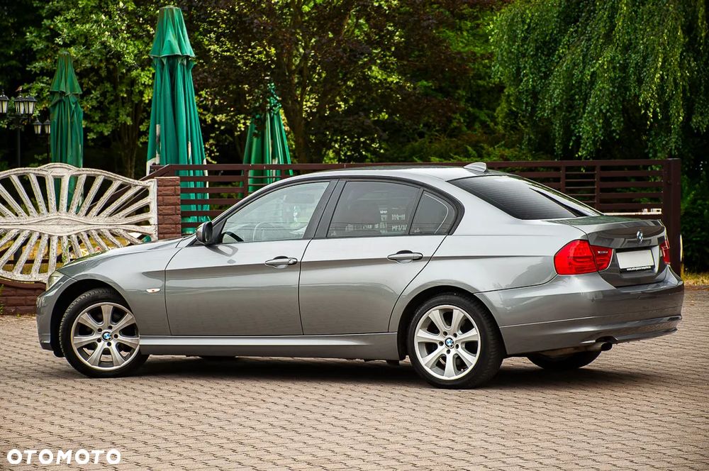 BMW Seria 3 - 37