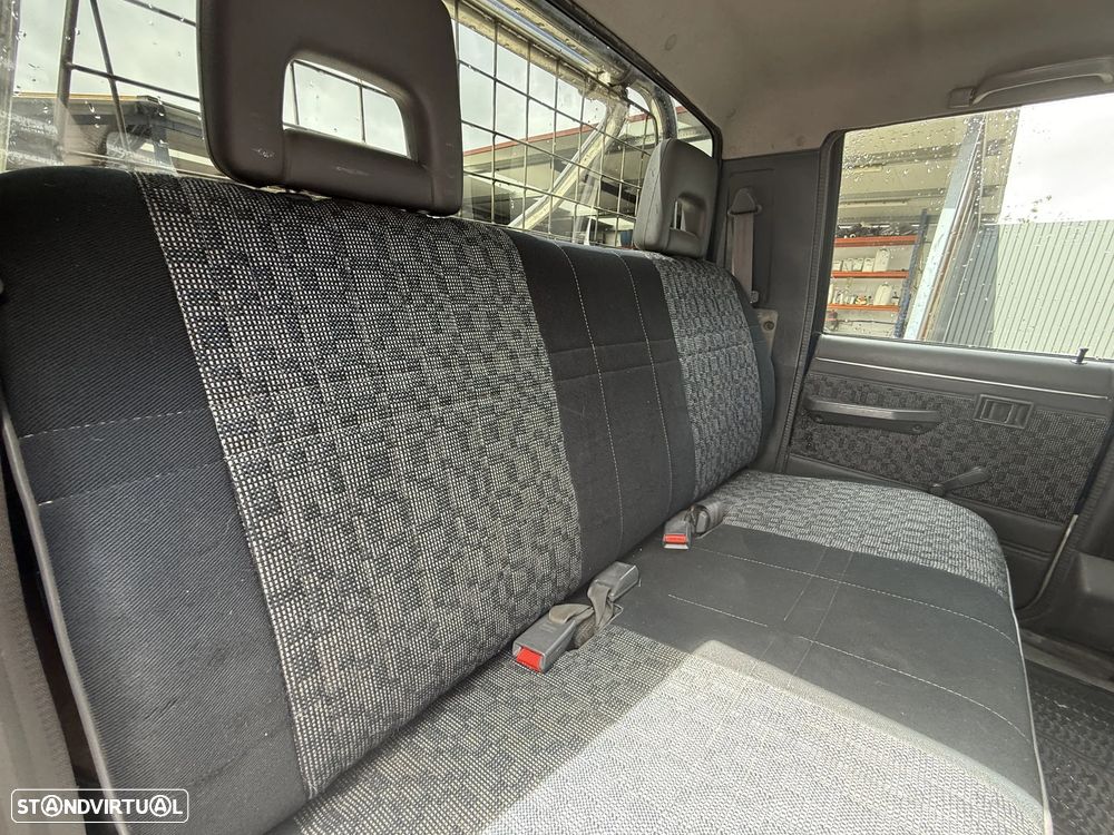 Mitsubishi L200 2.5 TD GLX CD - 13