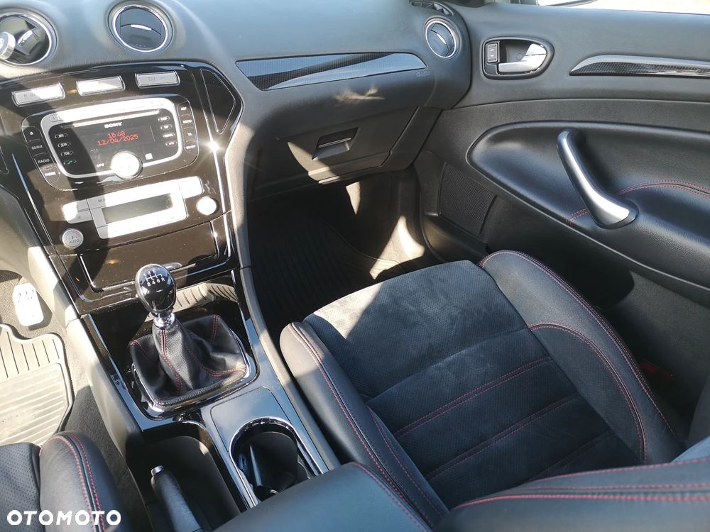 Ford Mondeo 2.5 Titanium S - 20