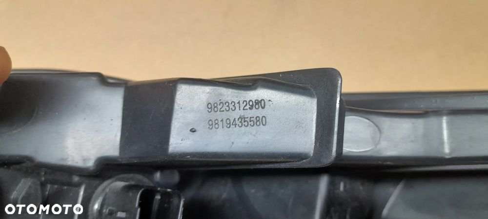 CITROEN C3 III LIFT ŚWIATŁO DO JAZDY DZIENNEJ LED LEWY PRAWY USZKODZONY - 5