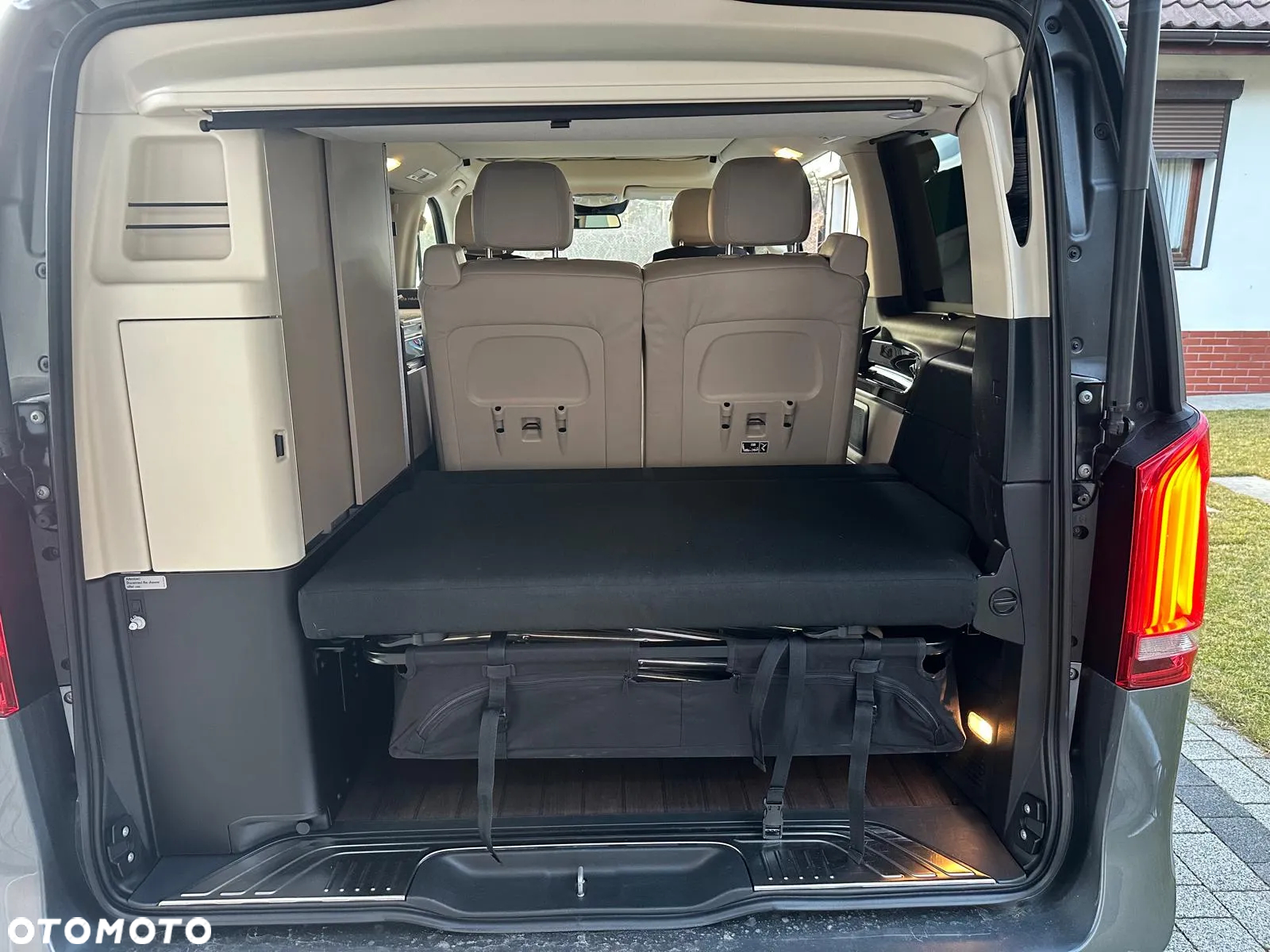 Mercedes-Benz Klasa V 300 d 4-Matic Avantgarde 9G-Tronic (d³ugi) - 18