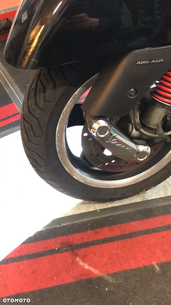 Vespa GTS - 3