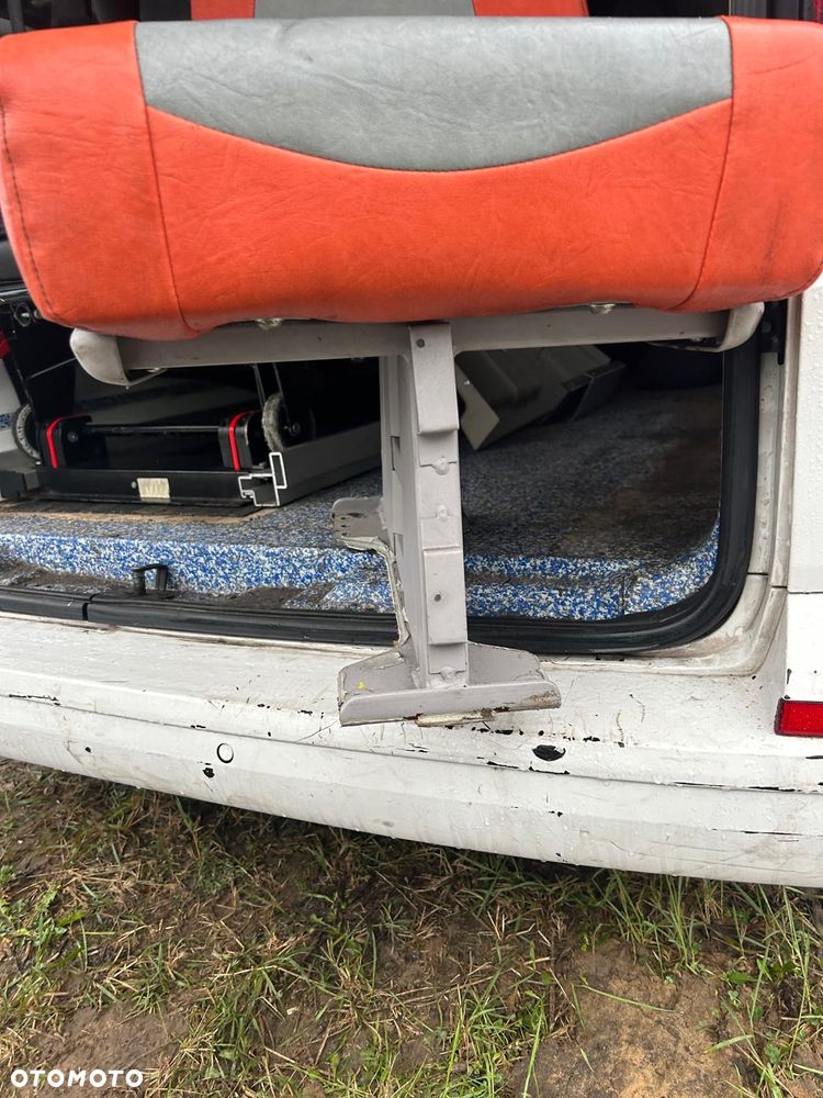 Bus Autobus fotel pojedyńczy pasy KARETKA AMBULANS - 6