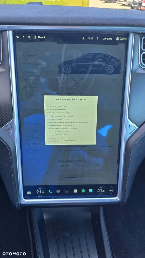 Tesla Model S D Performance - 25