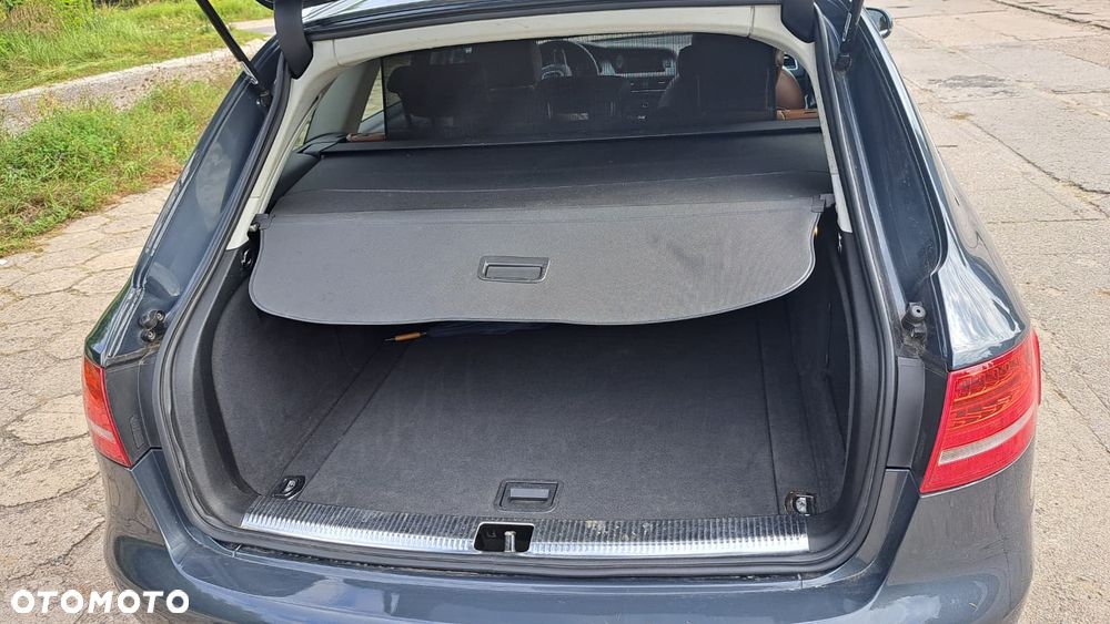 Audi A4 Avant 2.0 TDI DPF Quattro - 19