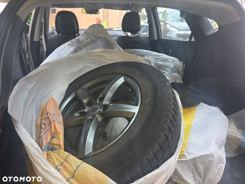 Hyundai ix35 blue 1.6 2WD Finale Gold - 9