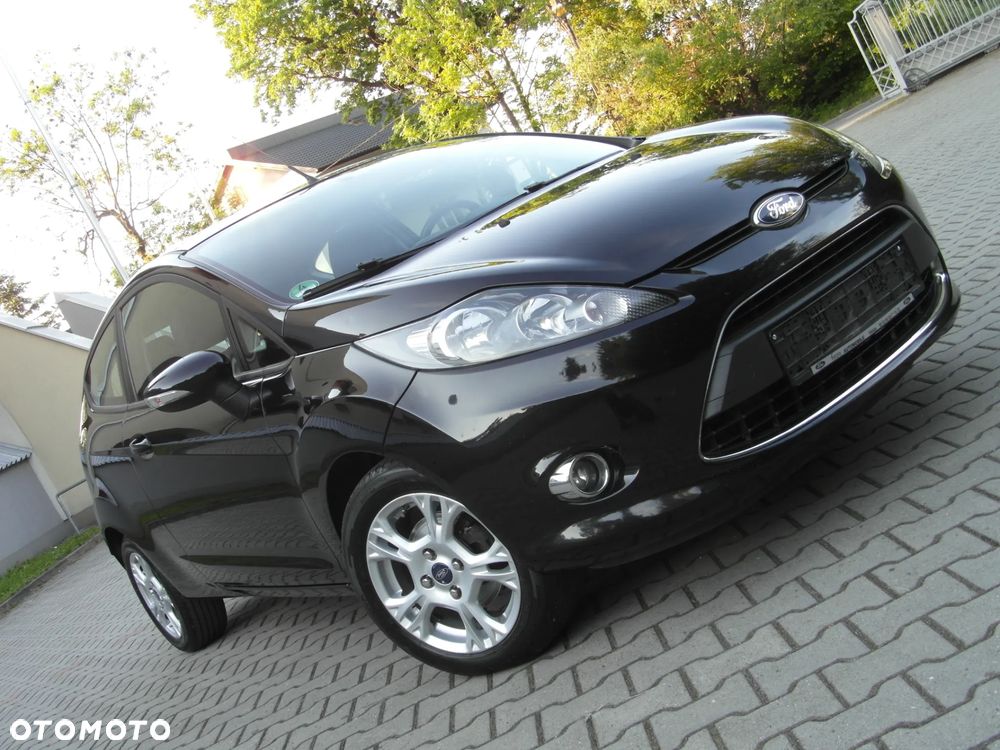 Ford Fiesta 1.25 Champions Edition - 12