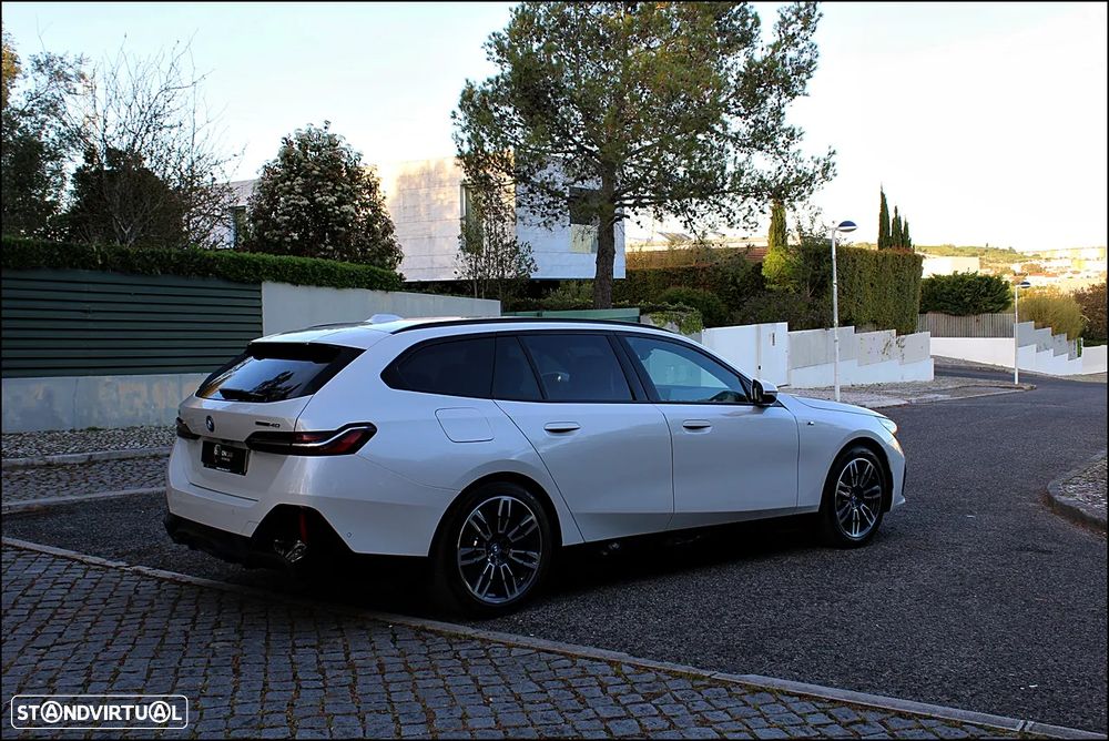 BMW i5 eDrive40 Pack Desportivo M Pro - 4