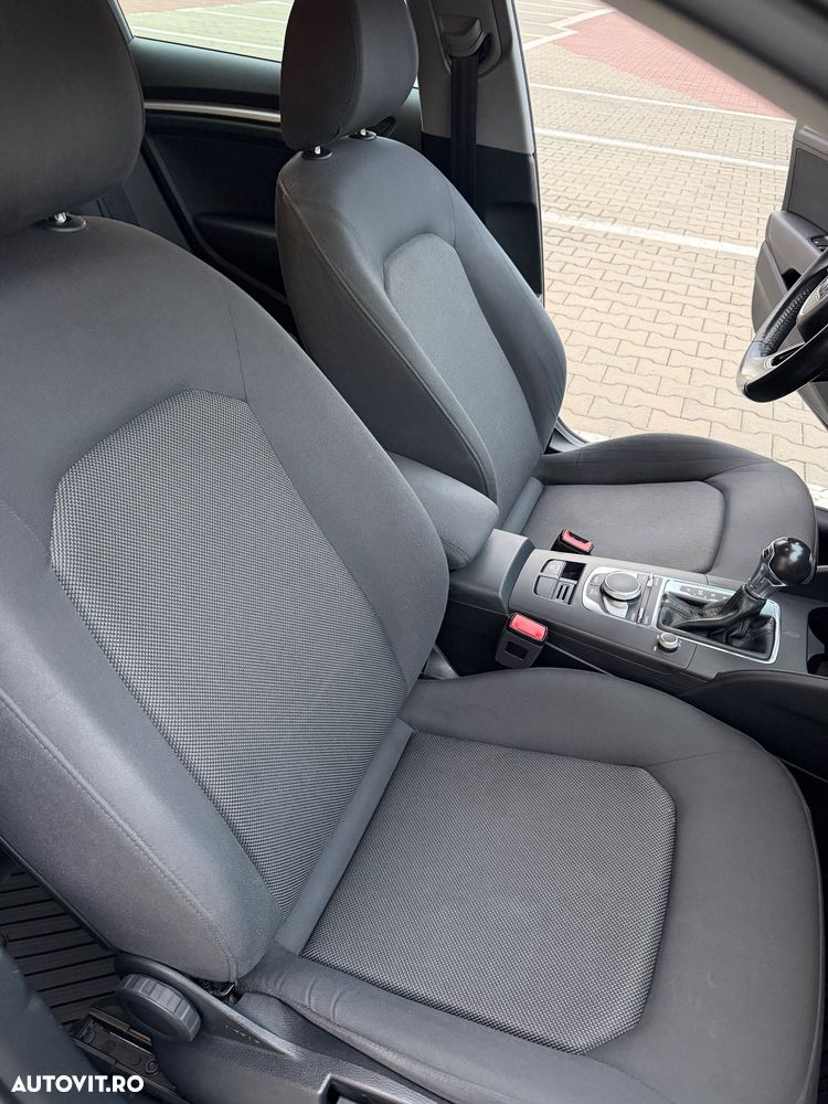 Audi A3 1.6 TDI S tronic Sport - 26