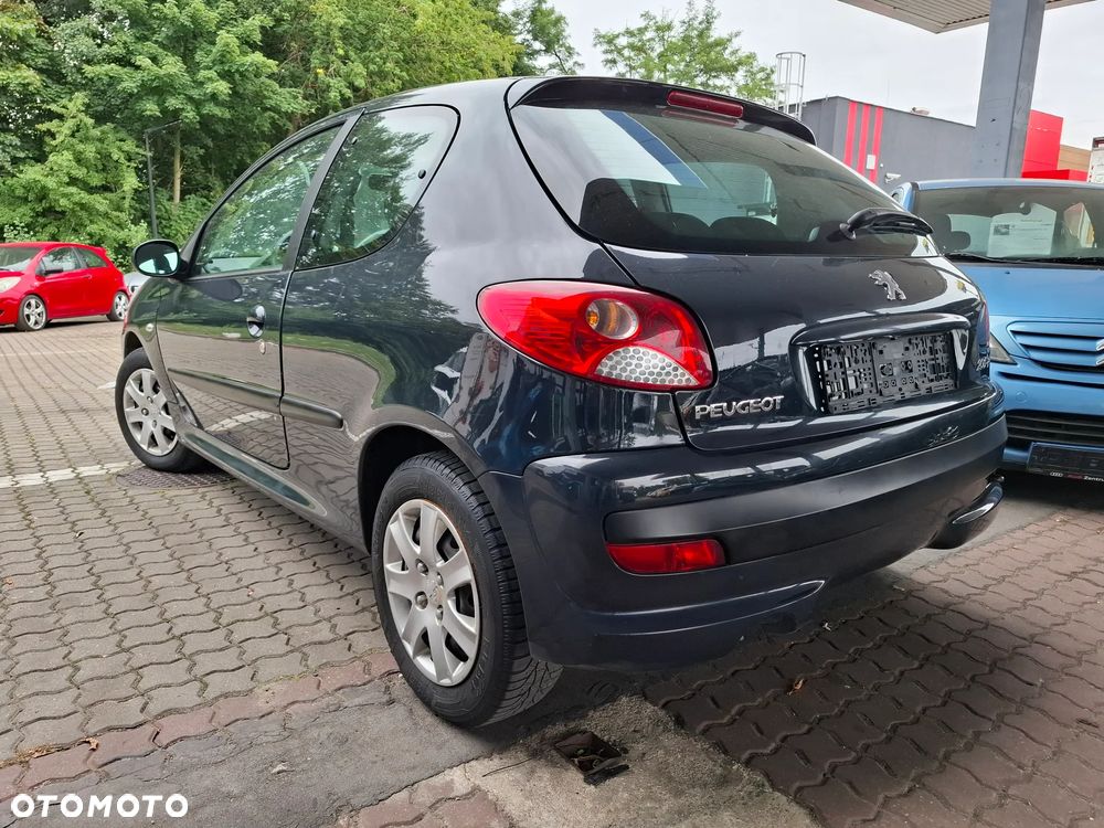 Peugeot 206 1.1 X-Line - 11