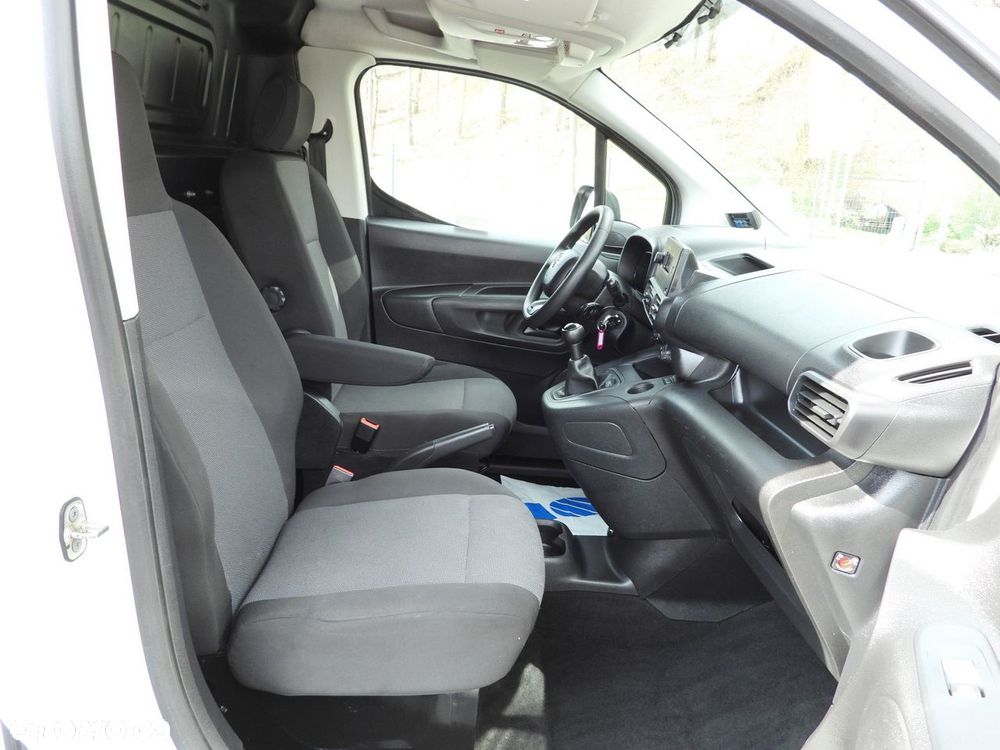 Toyota PROACE CITY  FURGON CHŁODNIA  -15*C ZASILANIE 230V TEMPOMAT KLIMATYZACJA  100KM - 37
